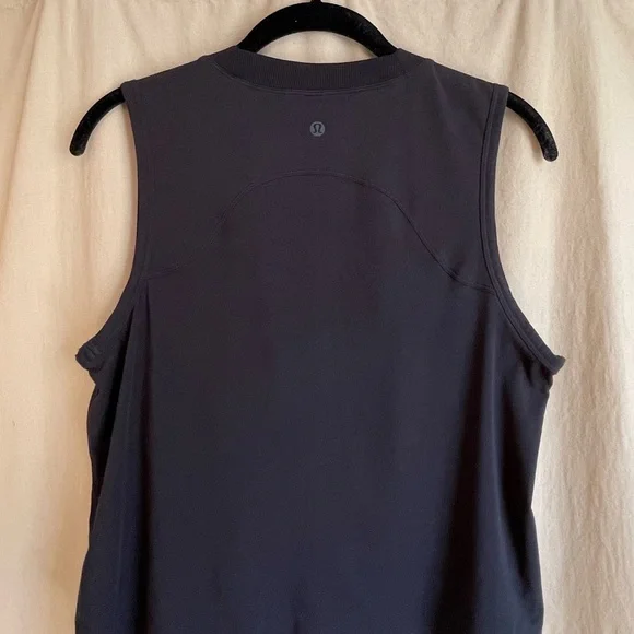 Lululemon | Cinch me up front tank - Picture 9 of 9